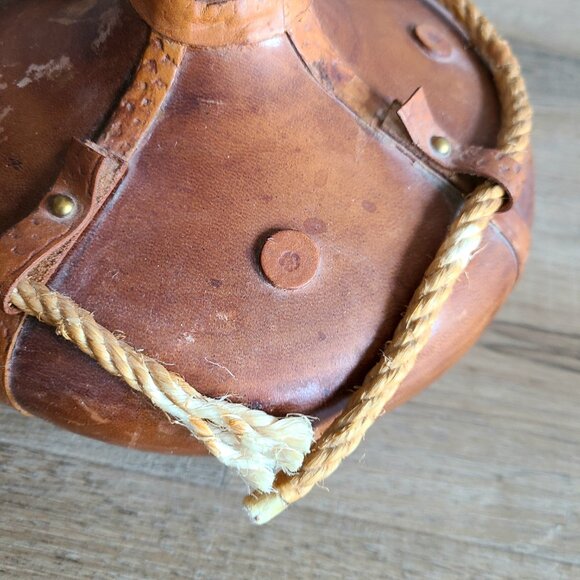 Leather covered glass decanter. Made in Italy. As is. - Picture 9 of 11